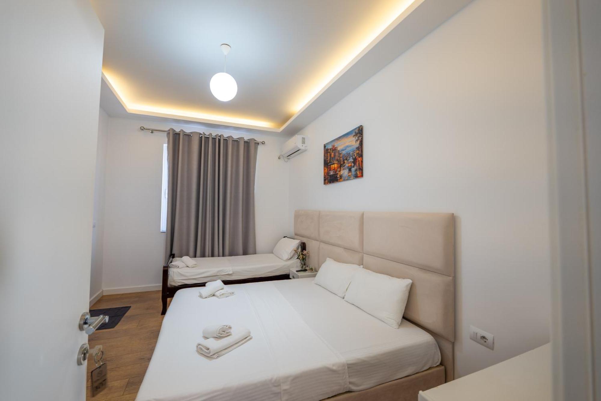 Hotel Myrtai - City Center Sarandë Exterior foto